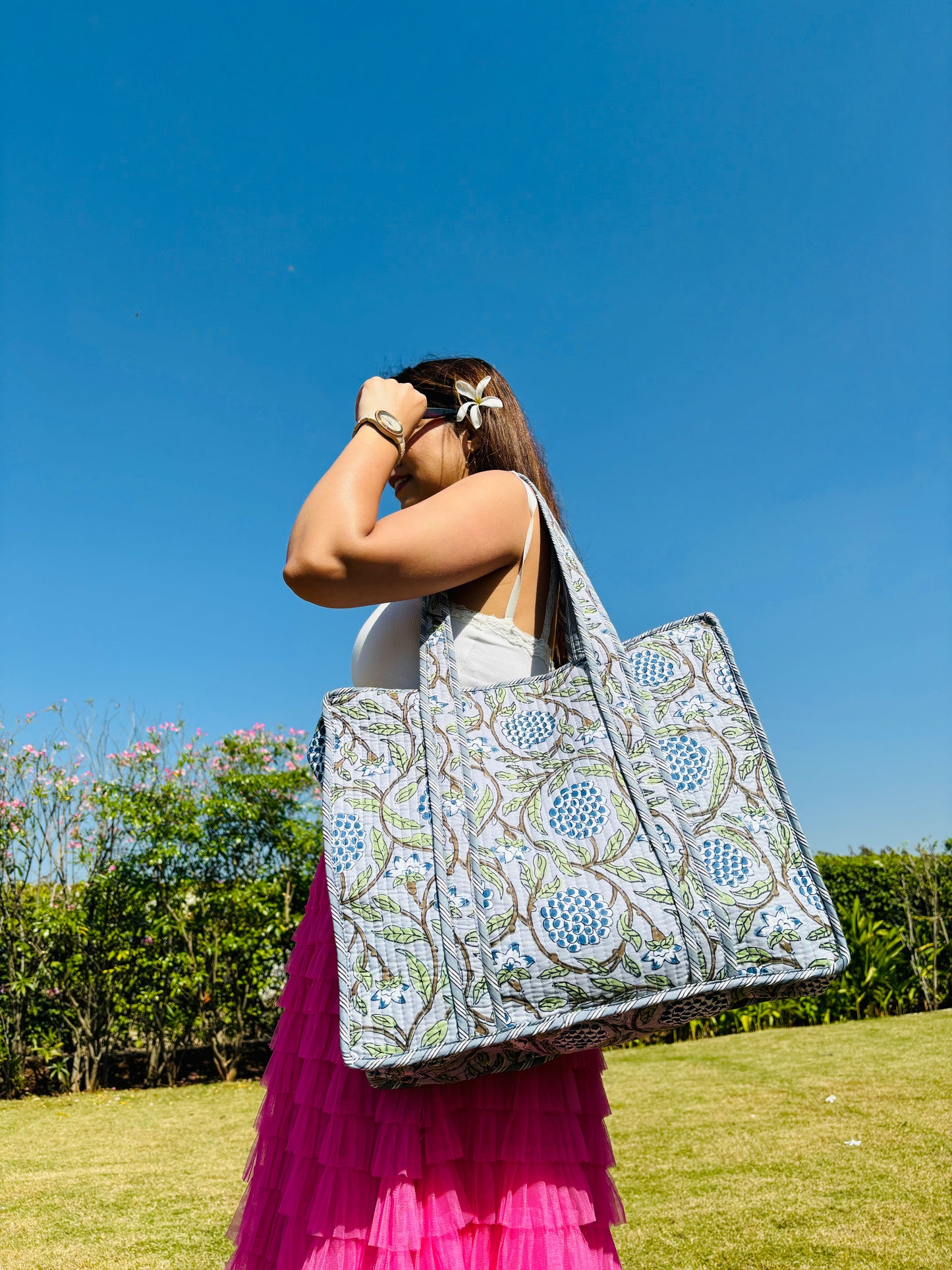 Jugni🛍️ - Hand block printed tote bag with zip