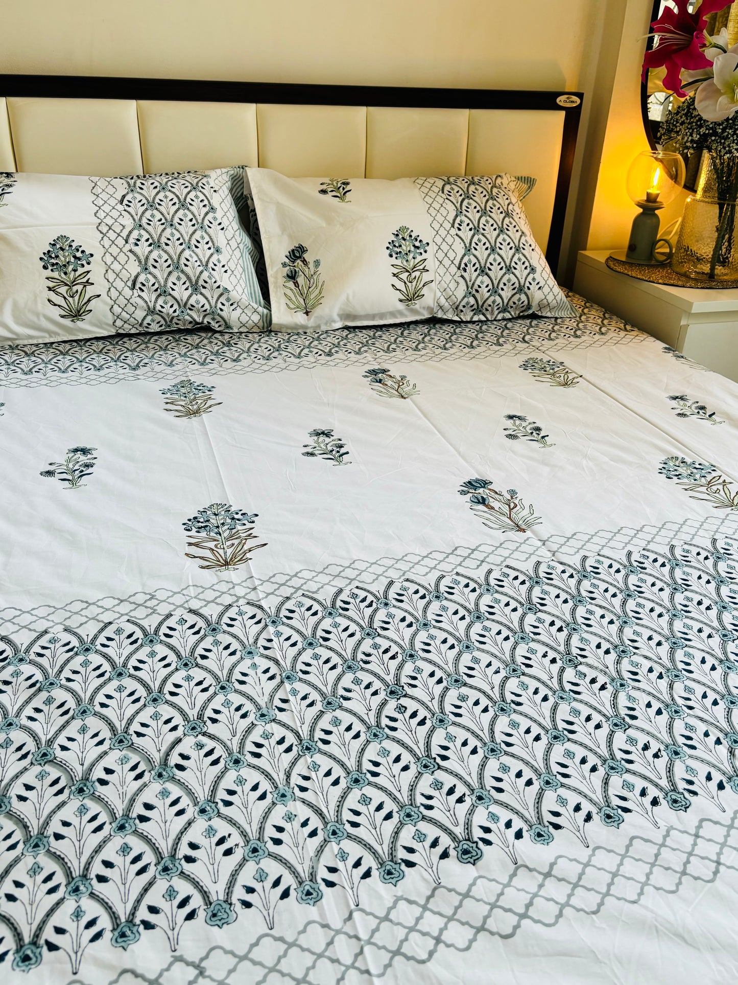 WATER LILY BEDSHEET