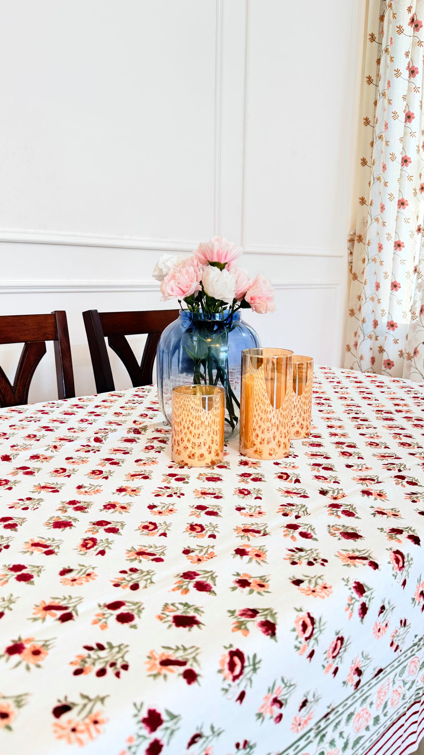 Paro Handblock Printed Table Cover (6 Seater)