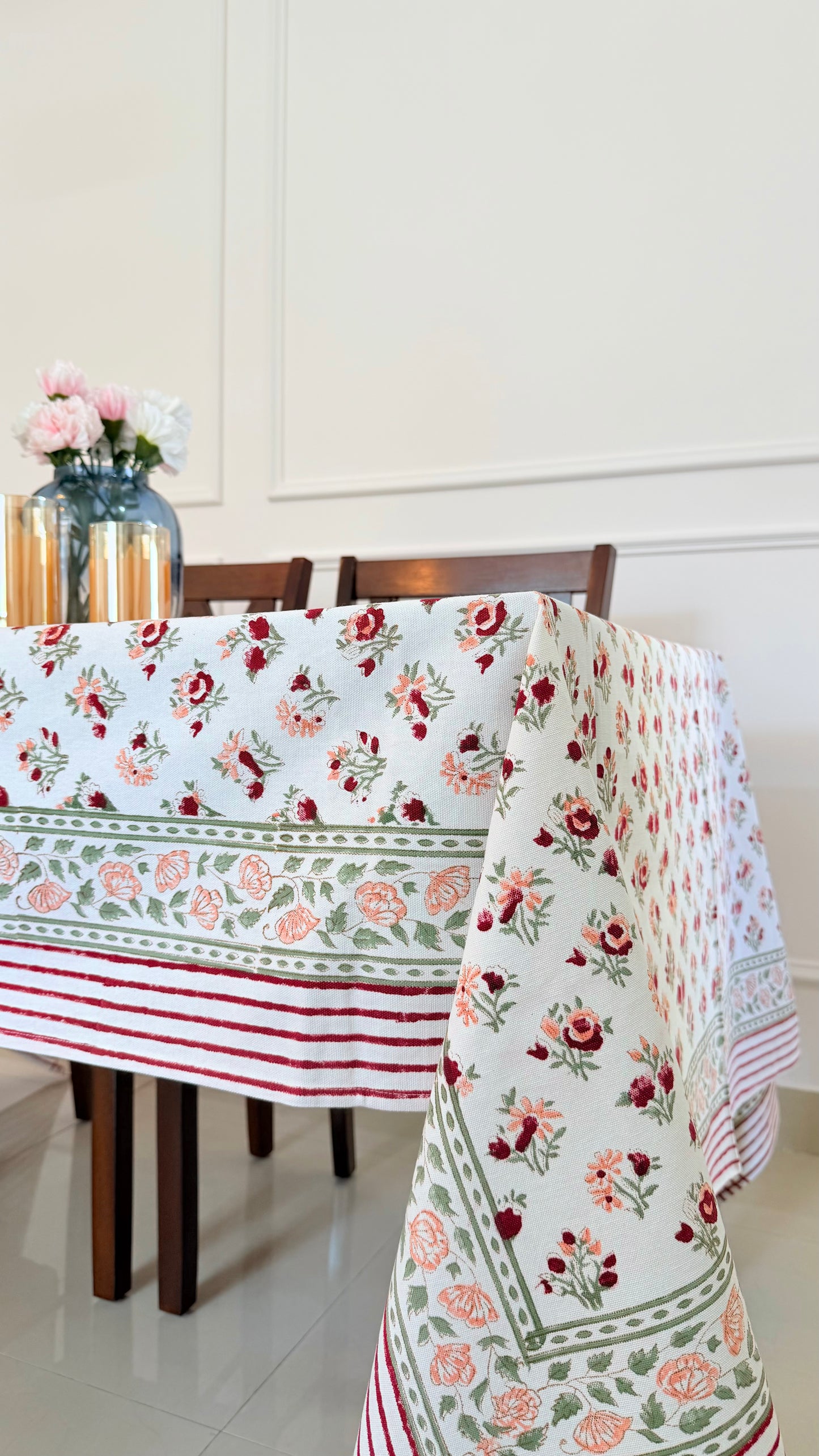 Paro Handblock  Printed Table Cover (6 Seater)