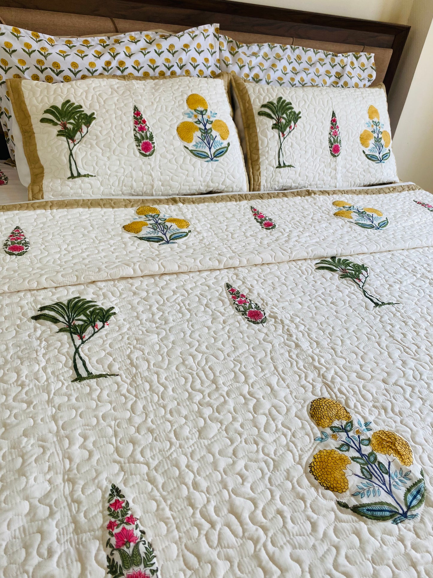 Marigold- Bedsheet & Quilted Bedcover set