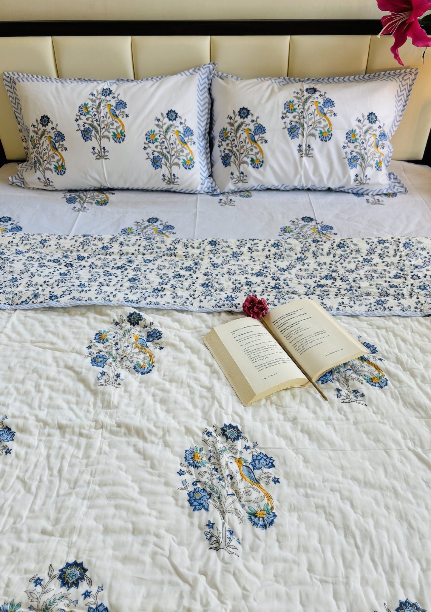 Cuckoo Bedsheet & Mulmul Quilt Set